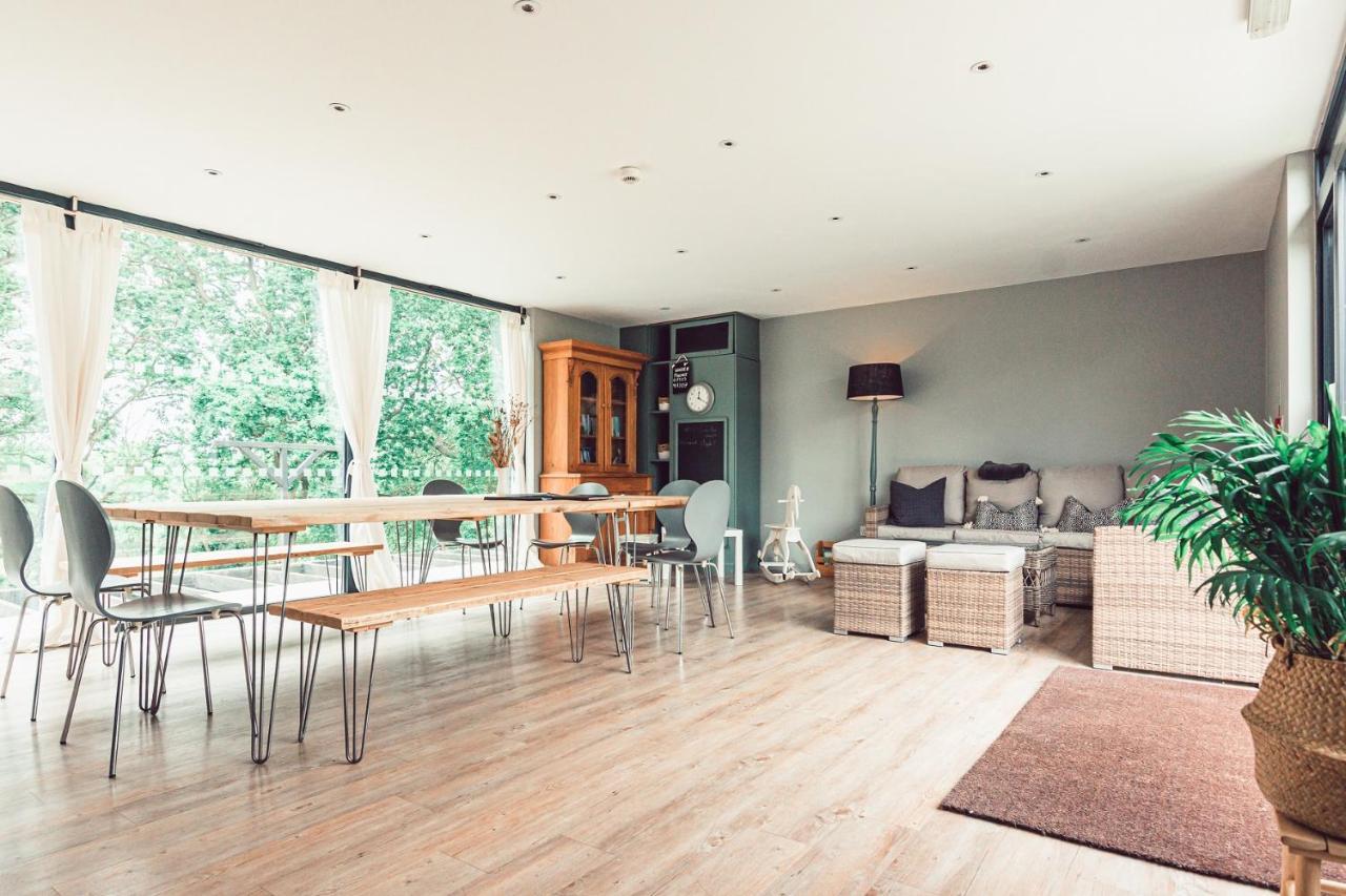 Clophill Eco Lodges Bagian luar foto