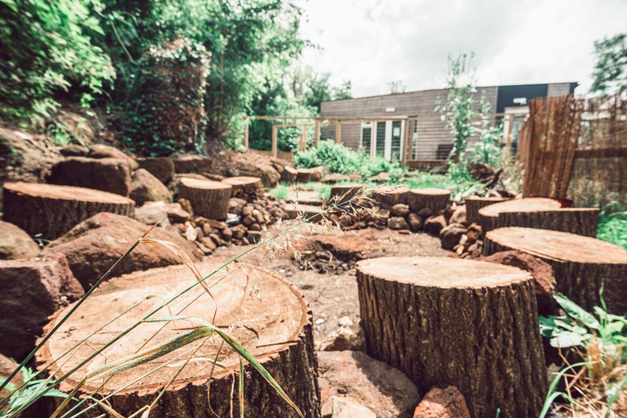 Clophill Eco Lodges Bagian luar foto