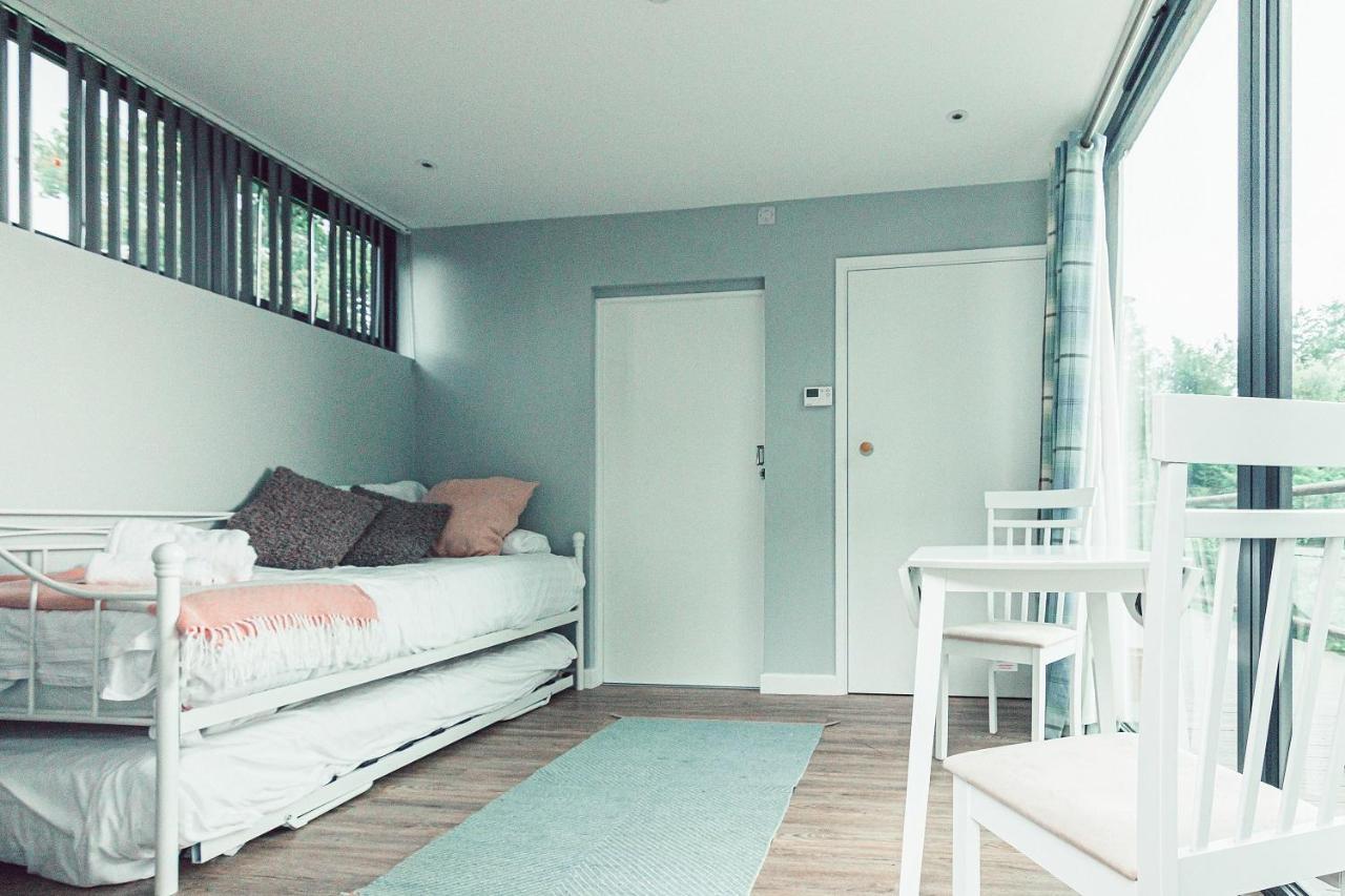 Clophill Eco Lodges Bagian luar foto