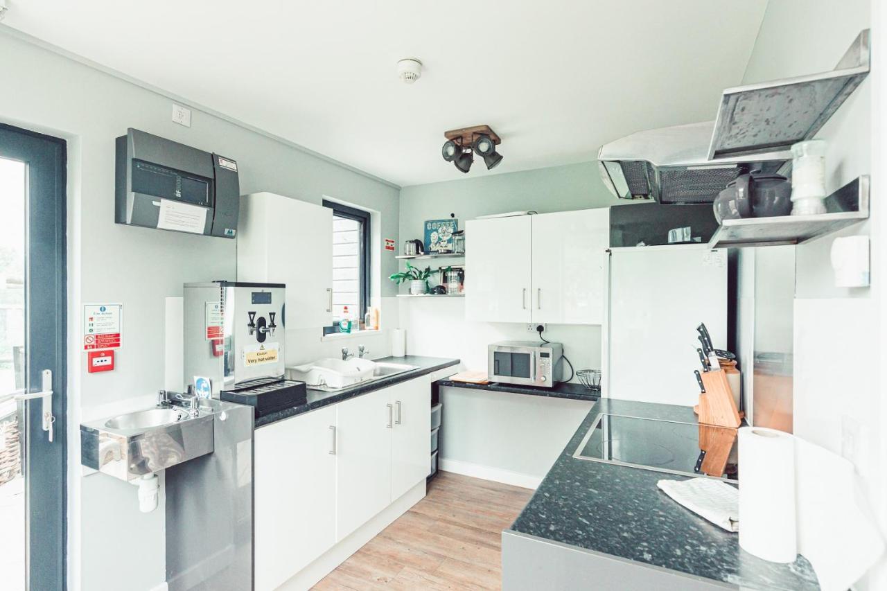 Clophill Eco Lodges Bagian luar foto