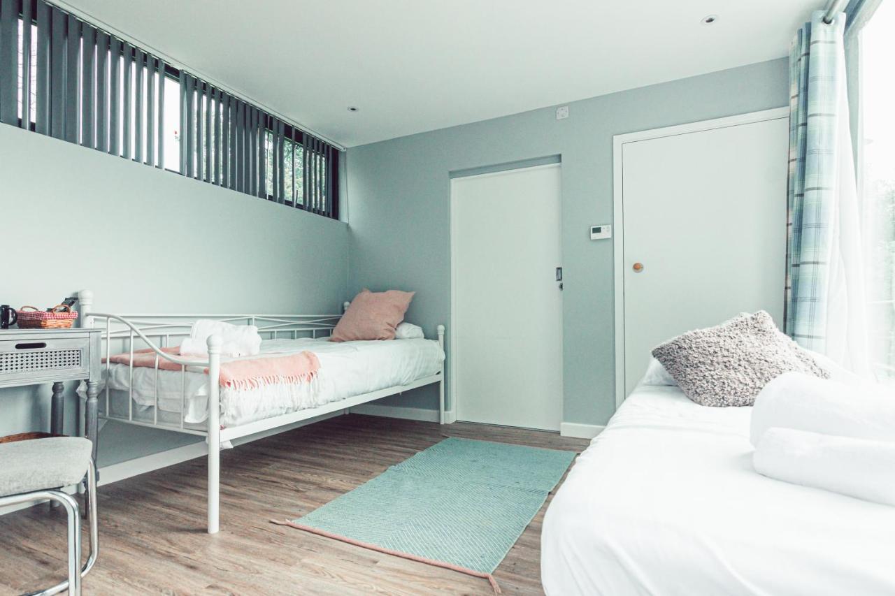 Clophill Eco Lodges Bagian luar foto