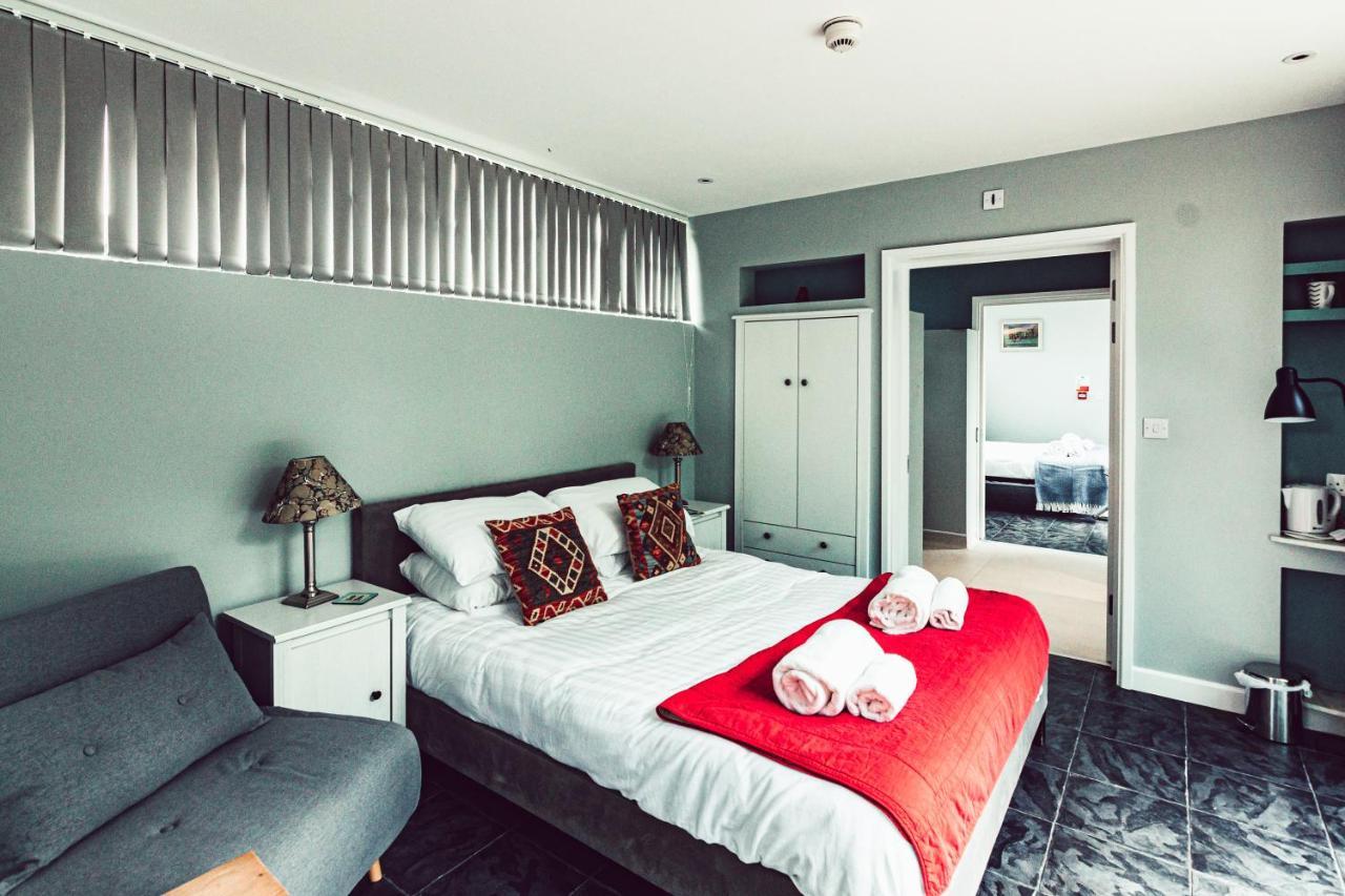 Clophill Eco Lodges Bagian luar foto
